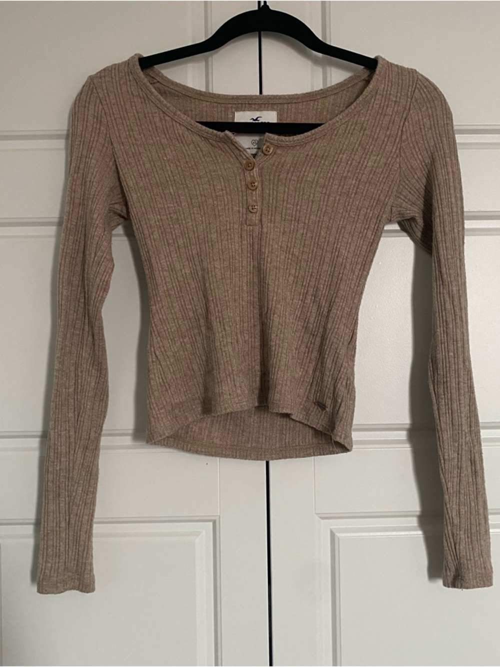 Hollister Beige Henly